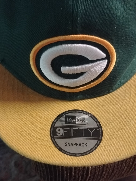 New Era Other - New Era Green and Yellow Green Bay Snapback Cap